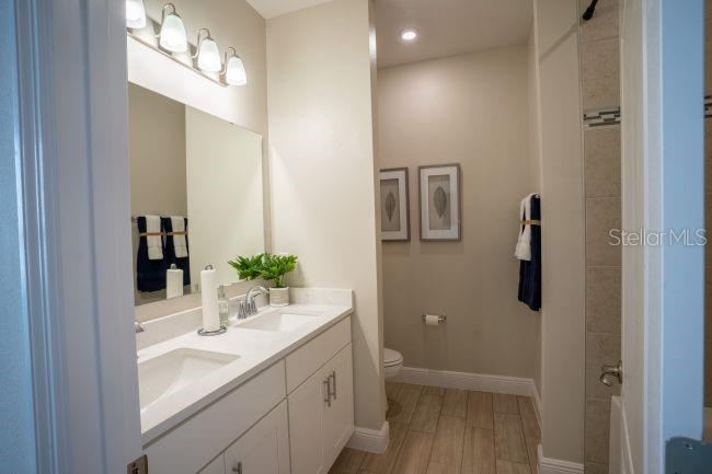 Photo 13 of 20: Model home - actual features may vary.