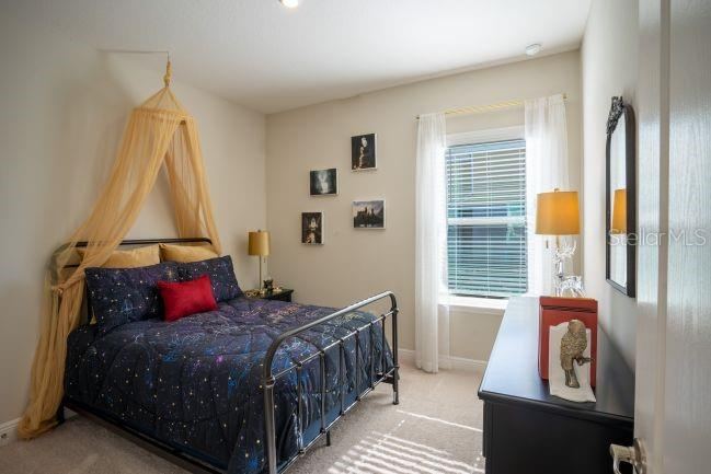 Photo 16 of 20: Model home - actual features may vary.