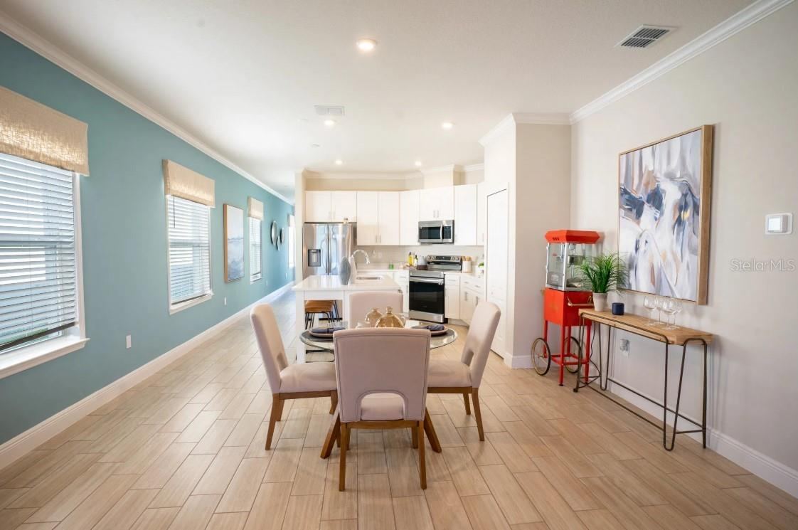Photo 8 of 20: Model home - actual features may vary.