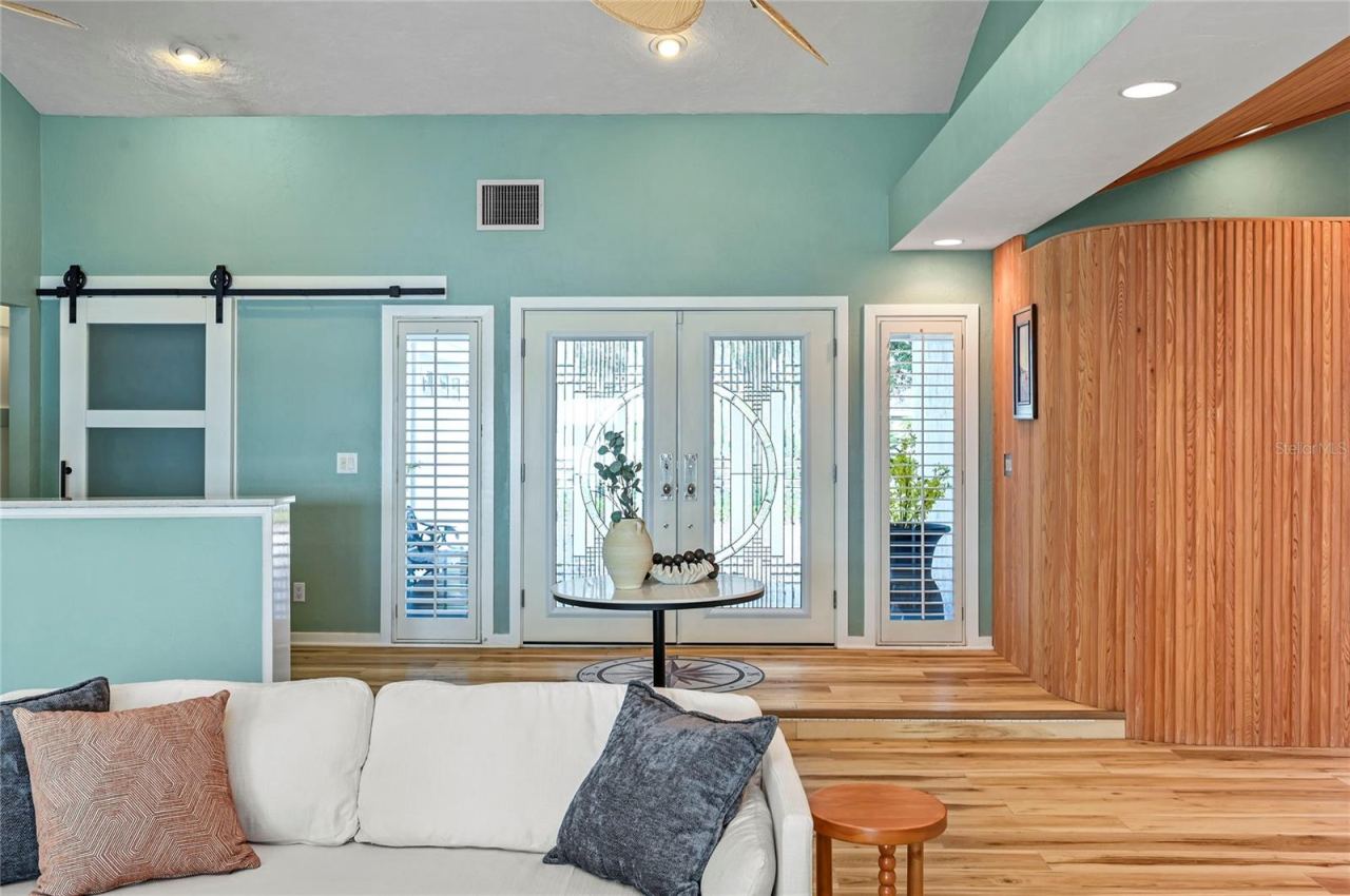 Photo 11 of 20: Open Floor Plan and wide open spaces