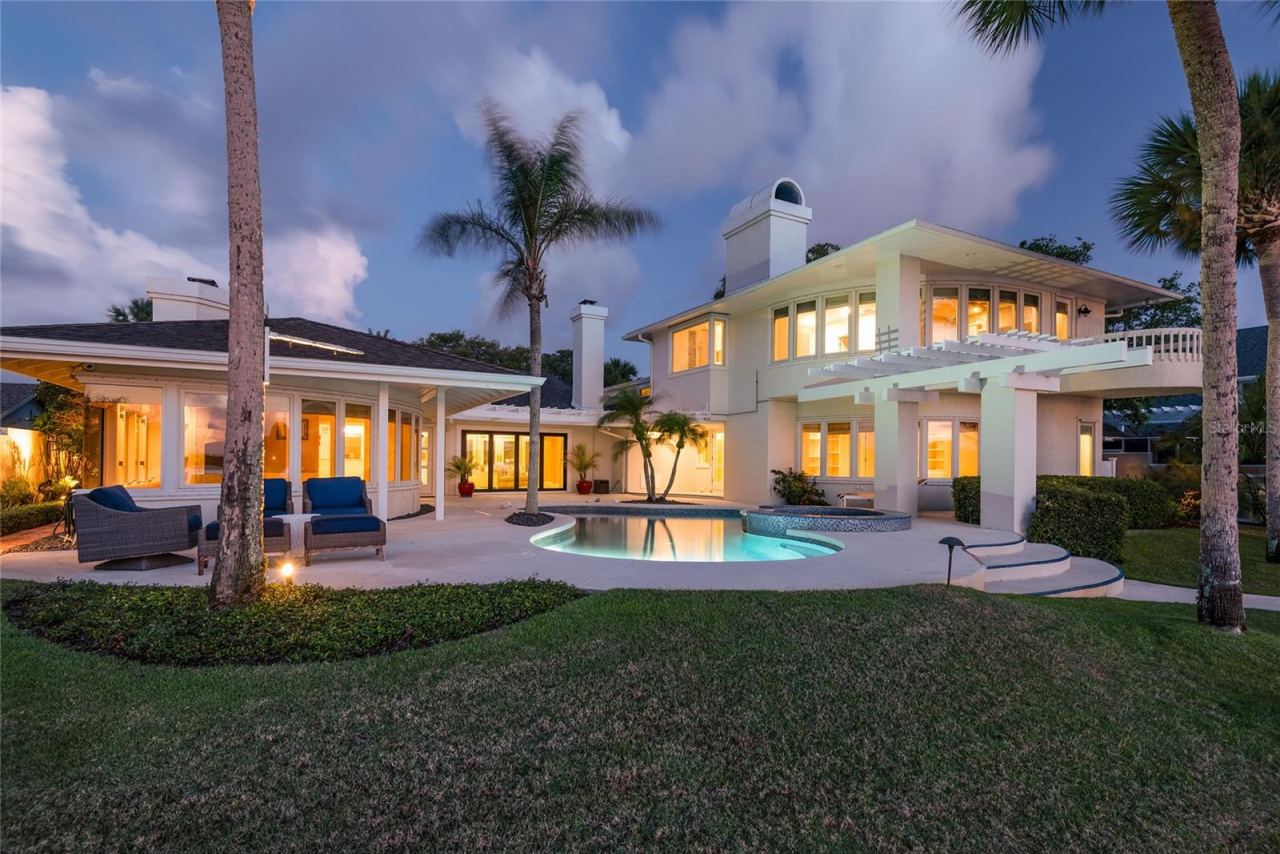 Photo 4 of 20: 1215 Commodore Dr. Mornings on the Intracoastal