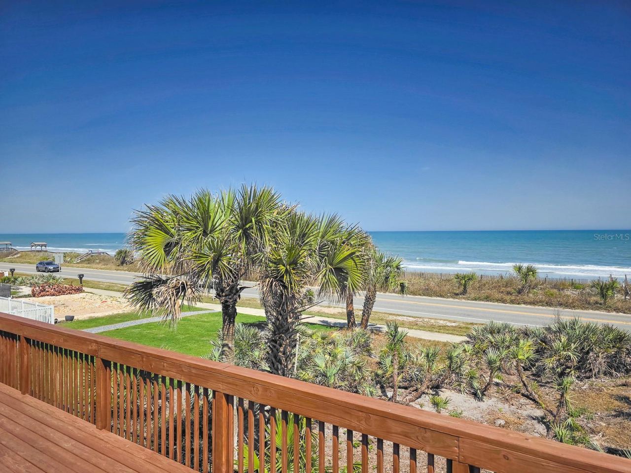 Photo 6 of 20: East Deck