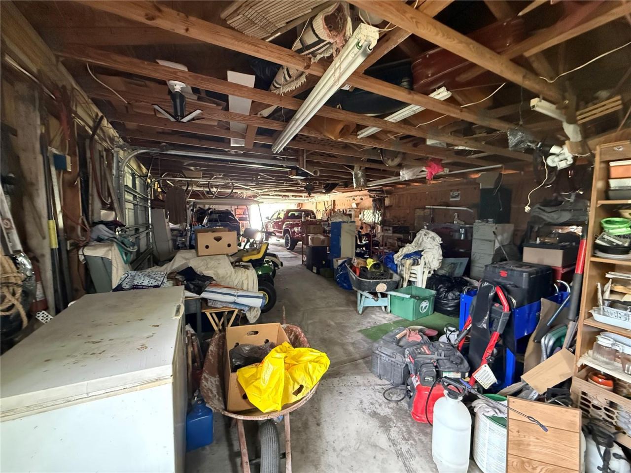 Photo 13 of 20: The potential of this 24x60 garage