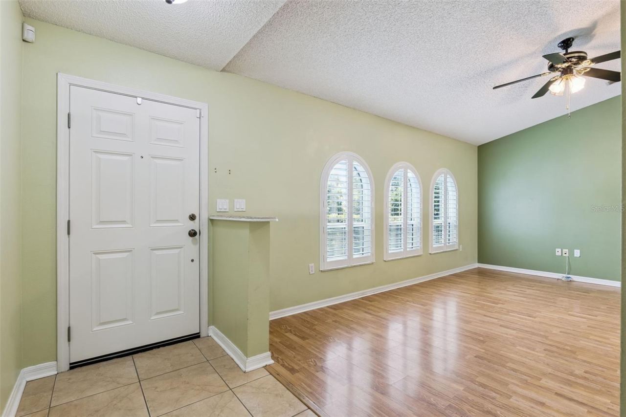 Photo 4 of 20: Foyer and Living Room