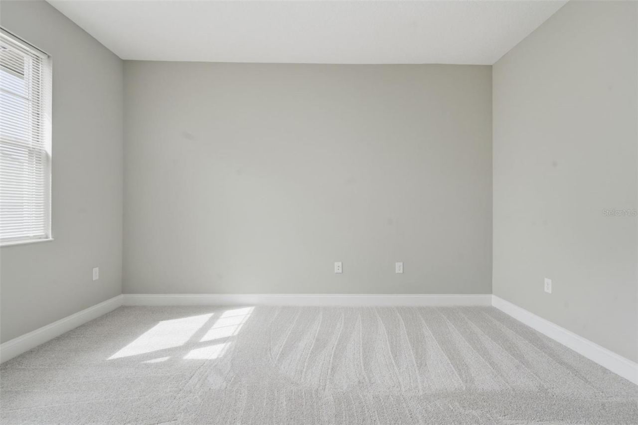 Photo 7 of 20: Front Office space
