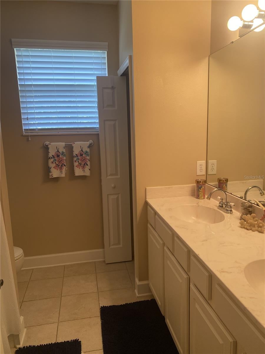 Photo 11 of 20