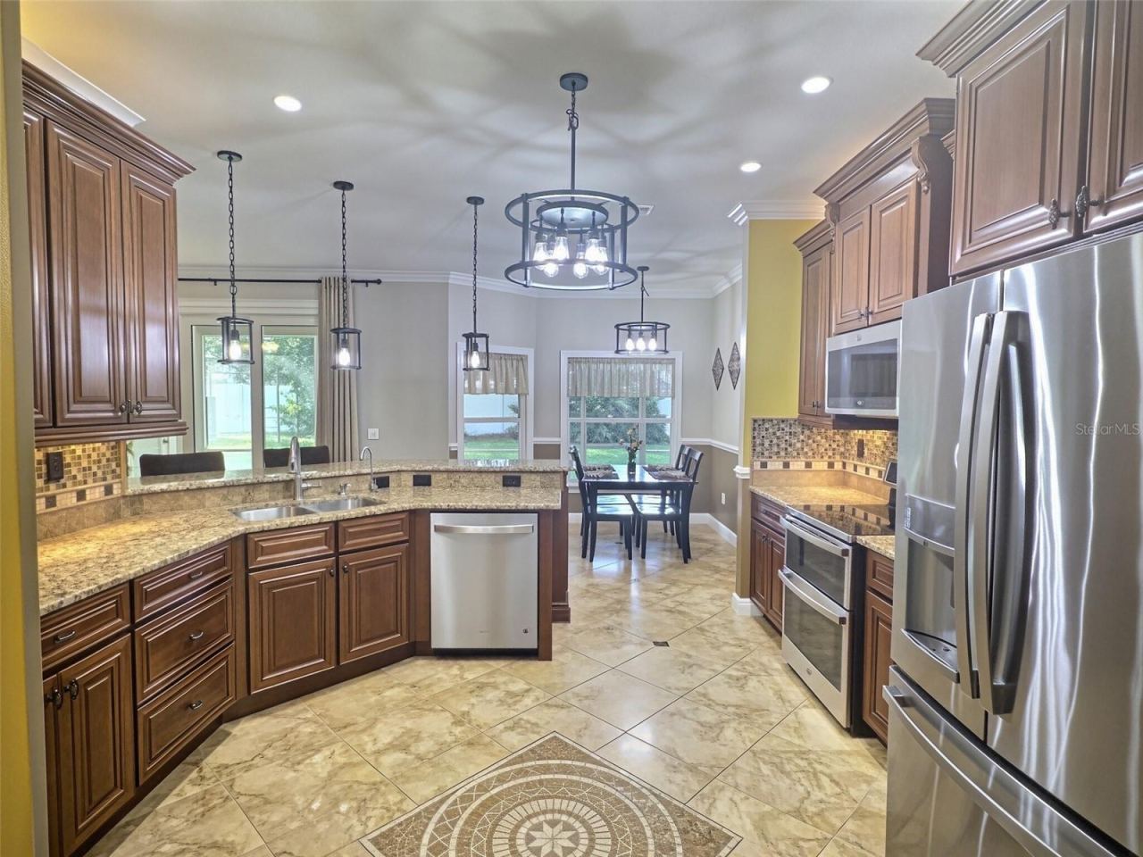Photo 9 of 20: Kitchen