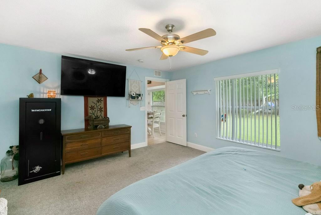 Photo 16 of 20: Primary Bedroom