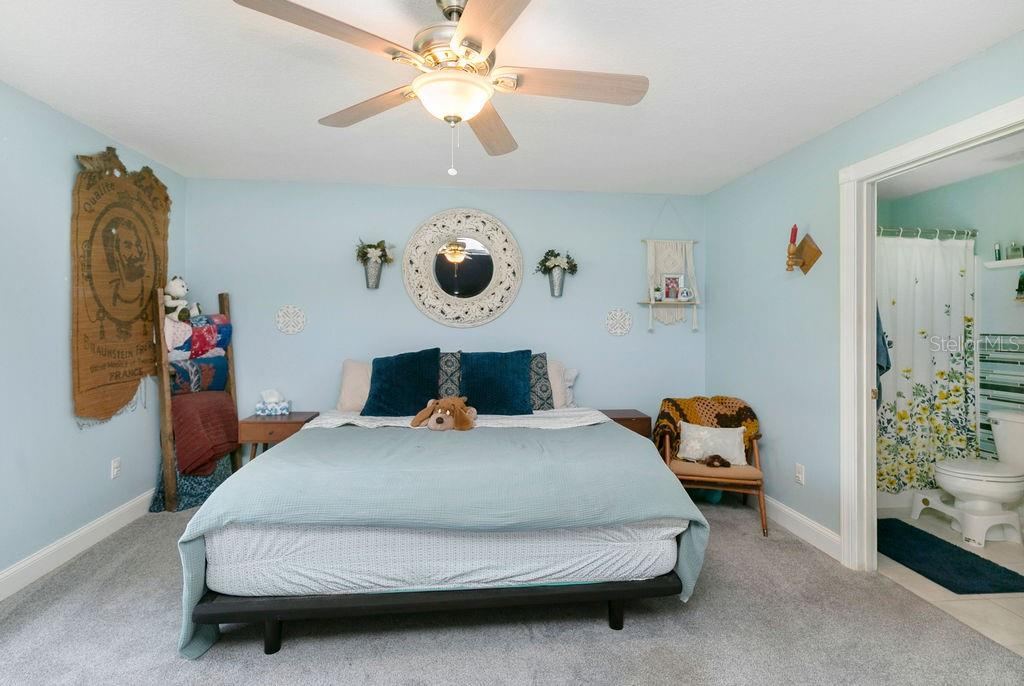 Photo 15 of 20: Primary Bedroom