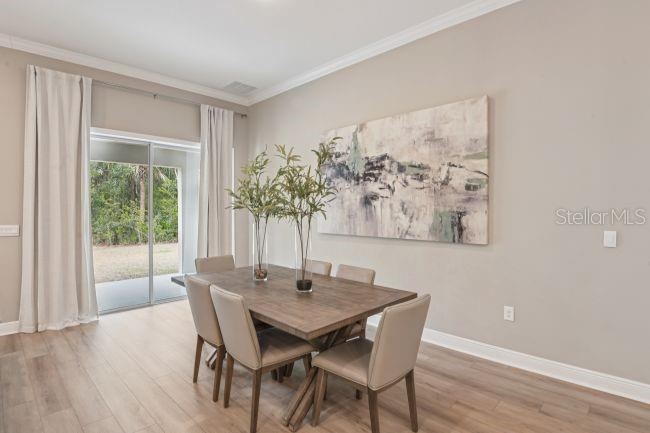 Photo 15 of 20: Model home - actual features may vary.