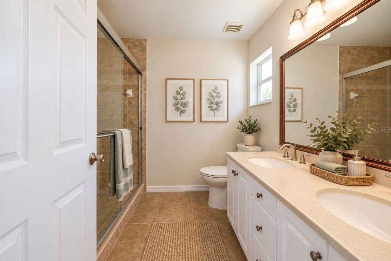 Photo 20 of 20: Primary bath staged