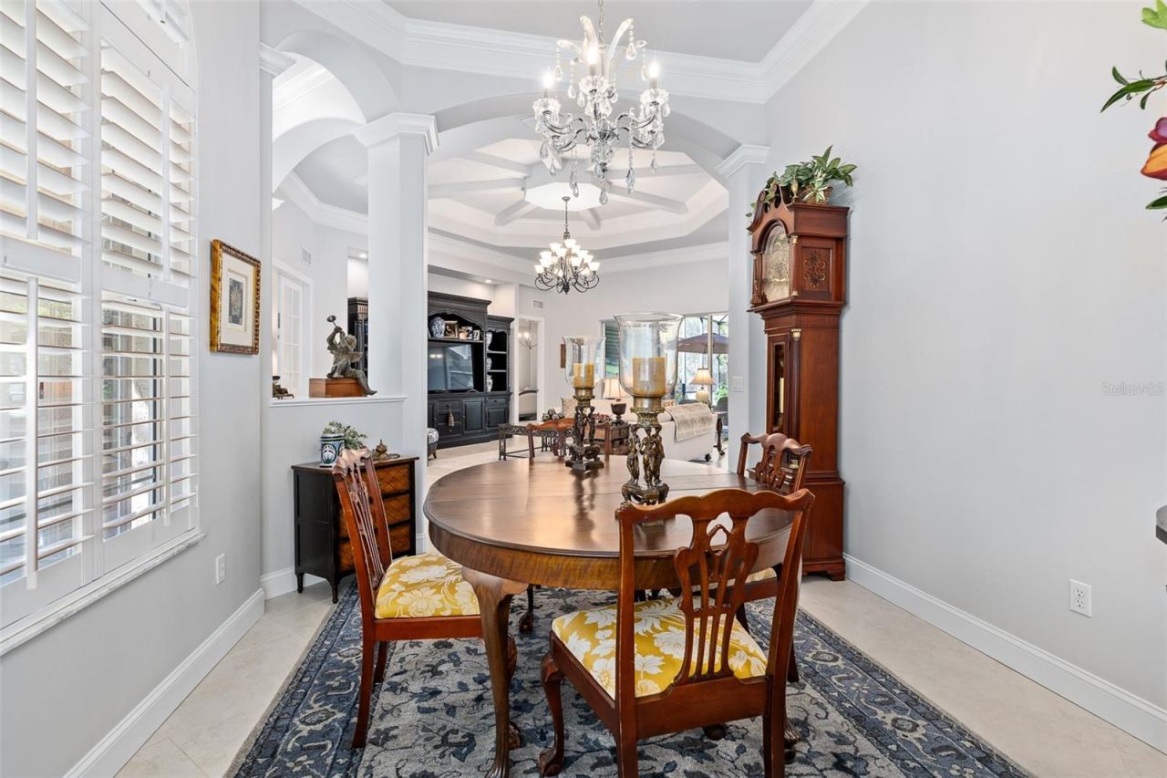 Photo 15 of 20: Dining Room