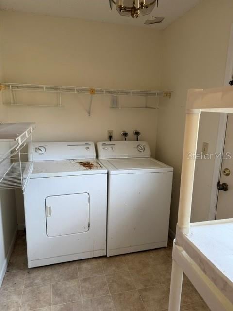 Photo 5 of 14: Laundry Room