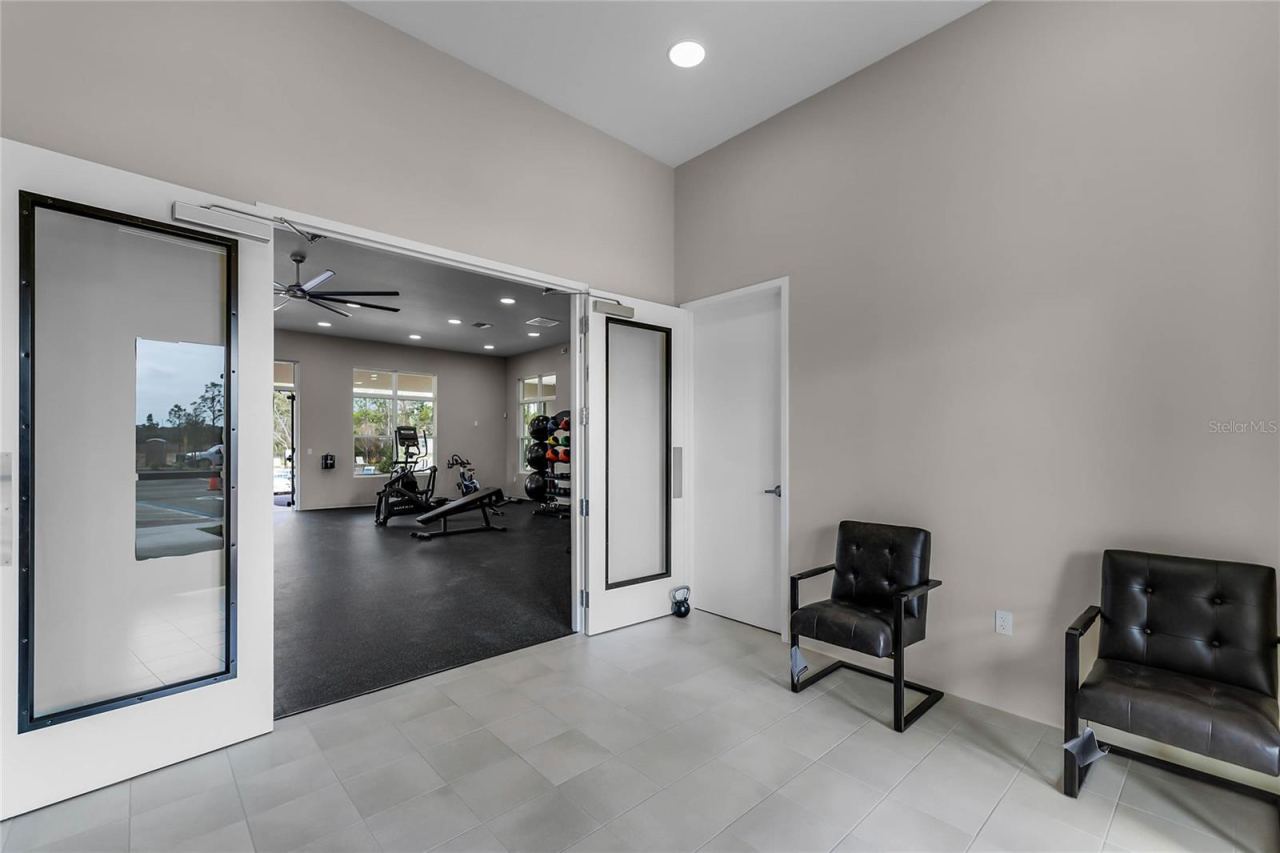 Photo 10 of 20