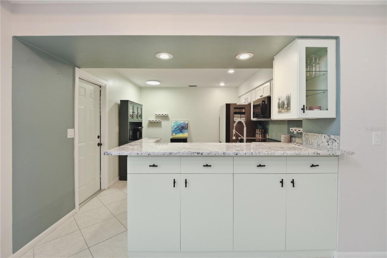 Photo 5 of 20: Kitchen