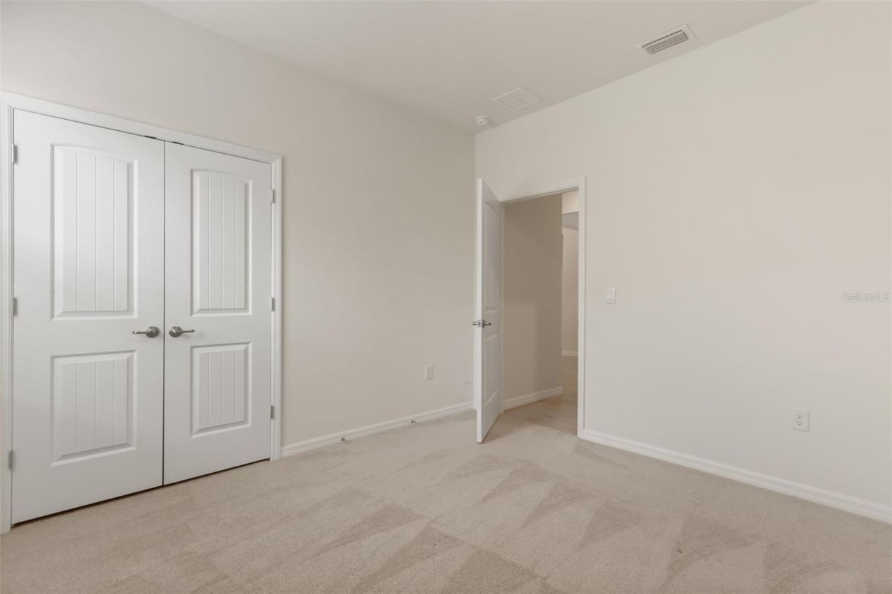Photo 10 of 20