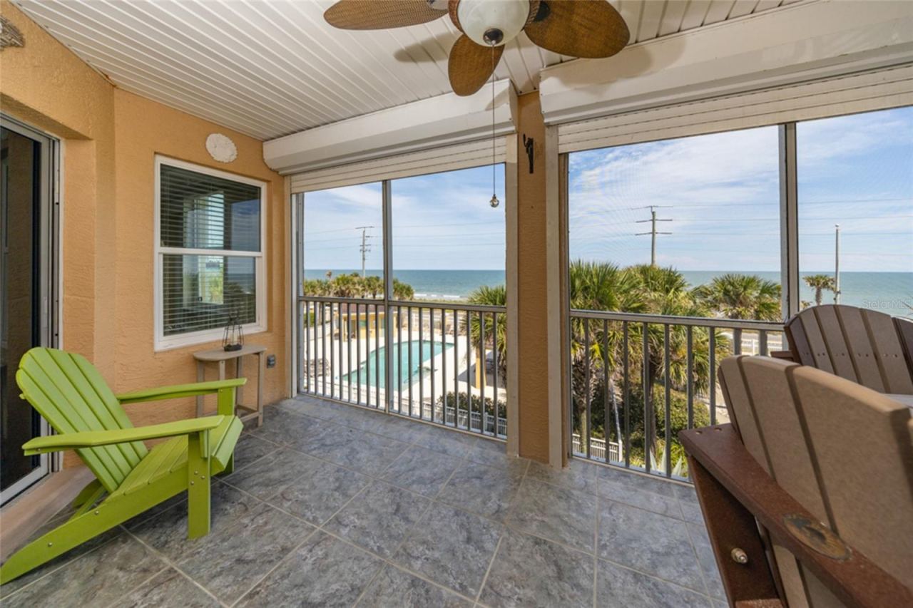 Photo 16 of 20: Ocean View From Living Room