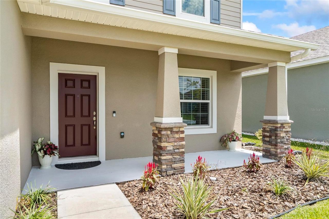 Photo 3 of 20: Beautiful front porch to sip your coffee!
