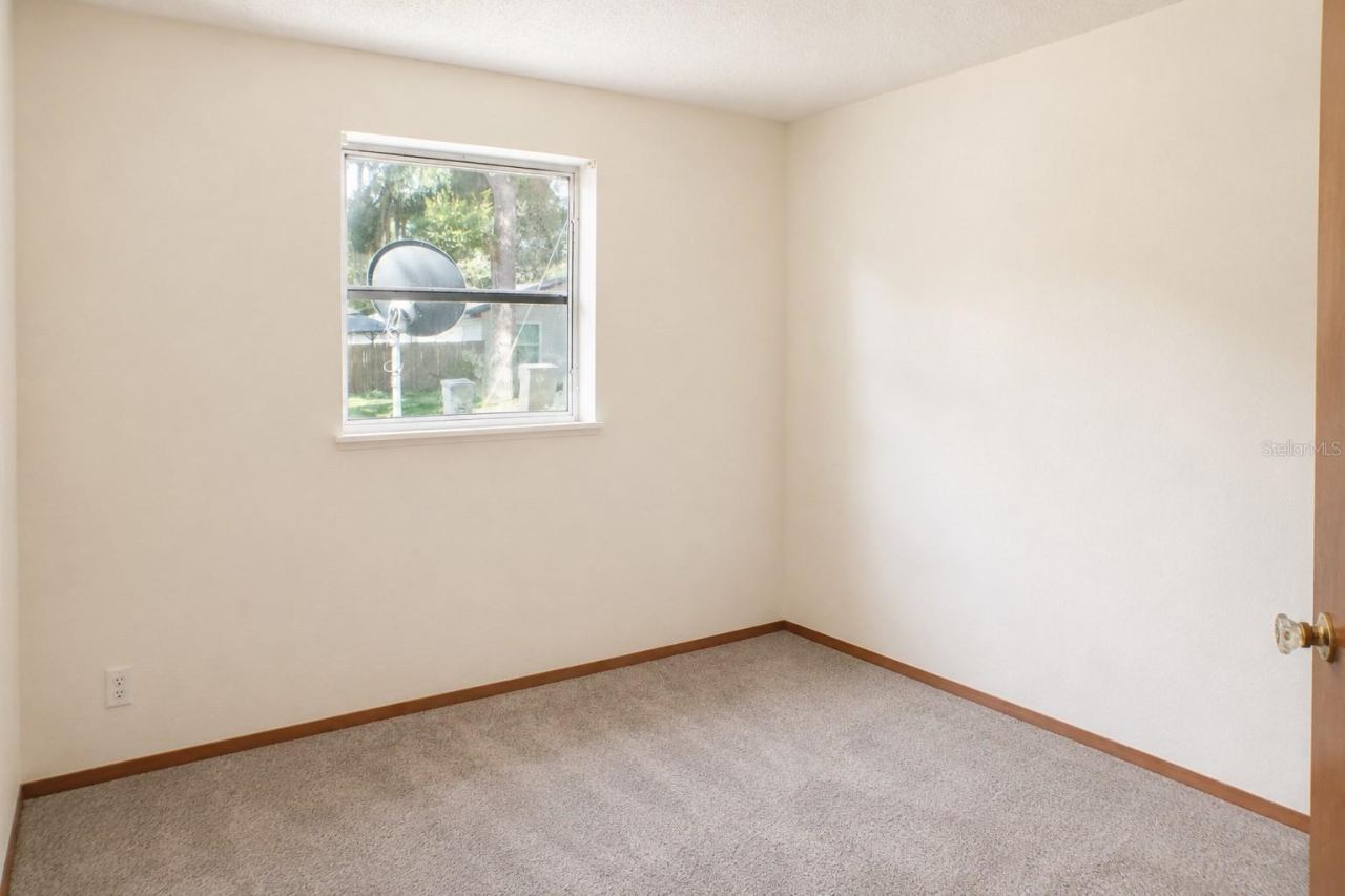 Photo 14 of 20: Side A Room 2