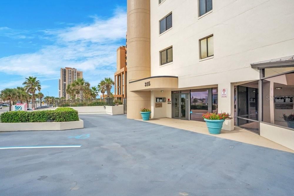 Photo 2 of 20: Sand Dollar Condominium
