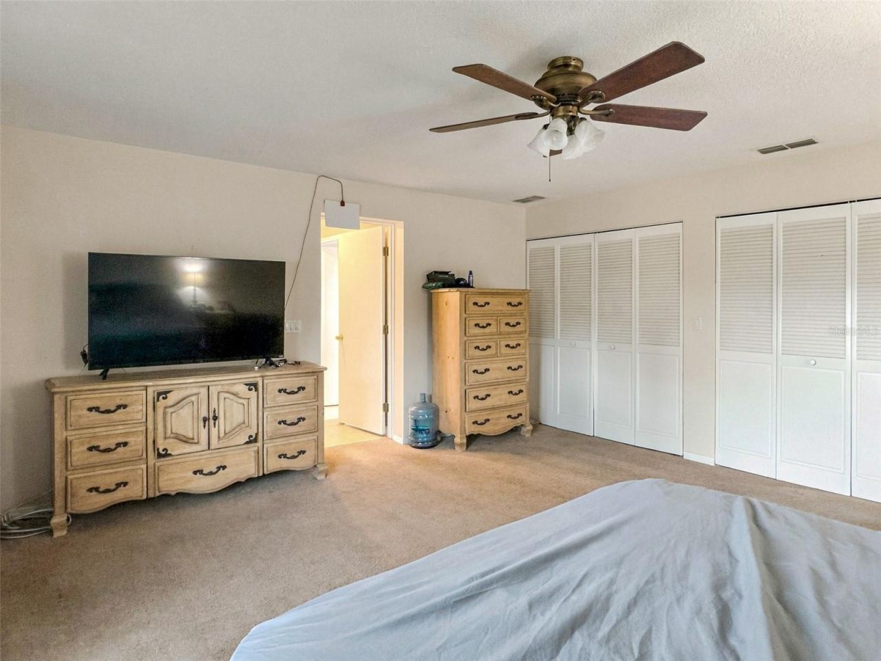 Photo 17 of 20