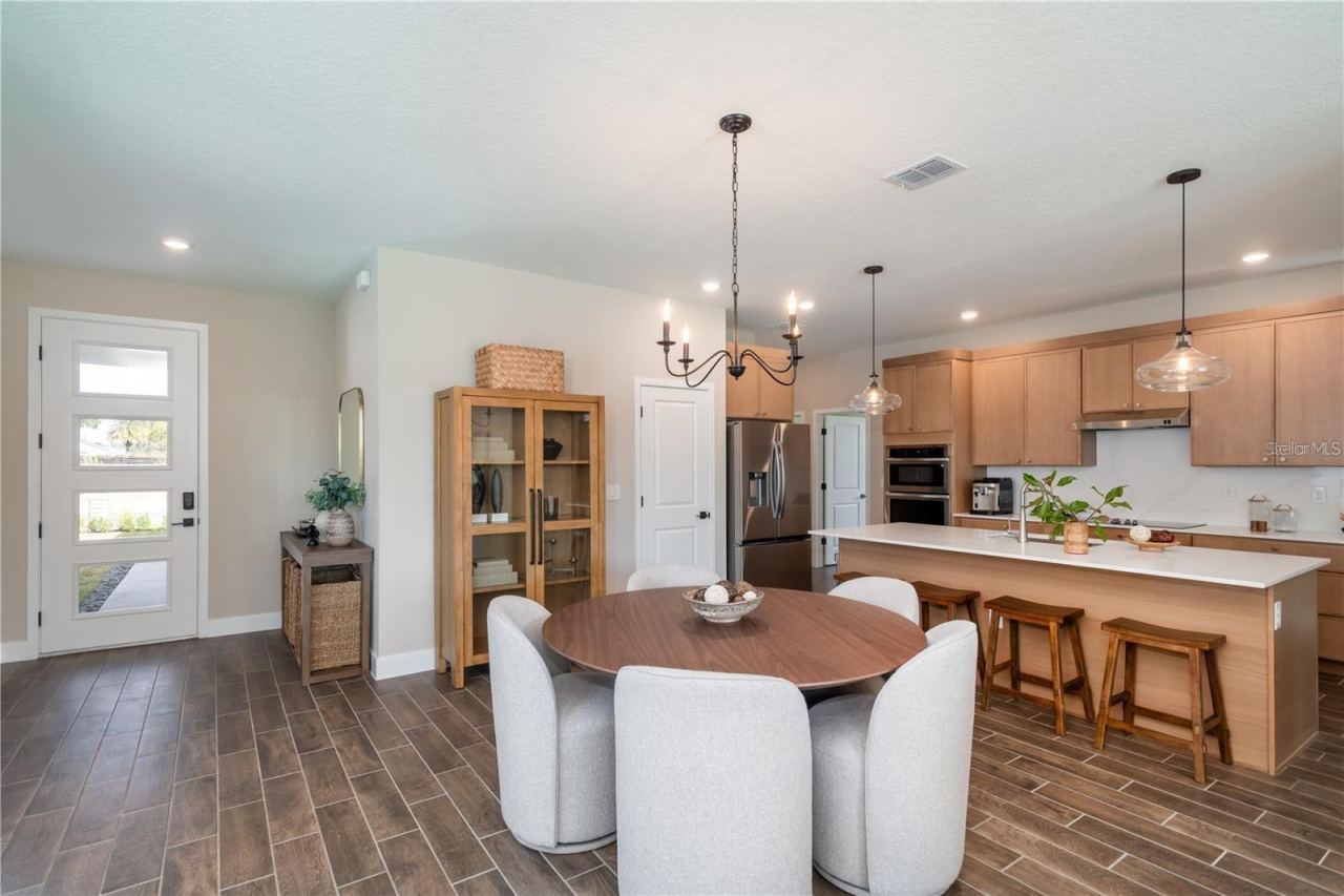 Photo 6 of 20: Photos are of same model with similiar finishes