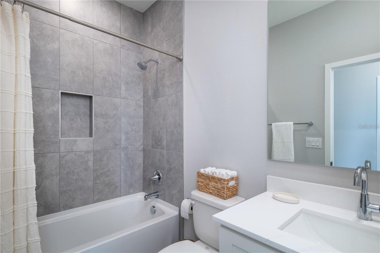 Photo 18 of 20: Photos are of same model with similiar finishes