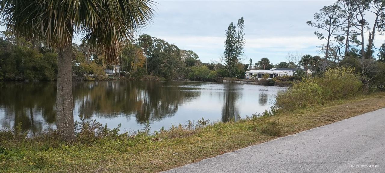 Photo 13 of 17: lake across the street