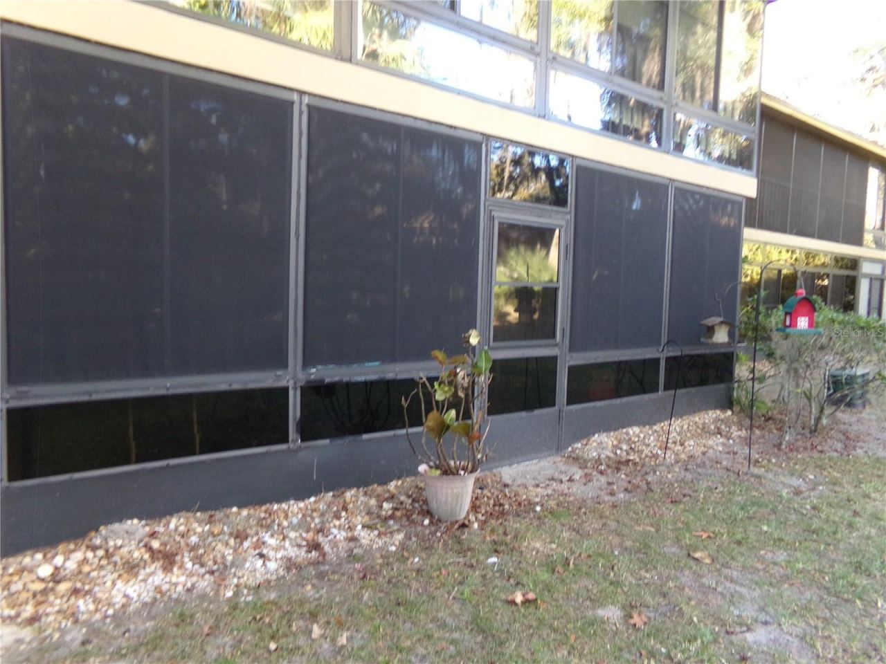 Photo 10 of 20