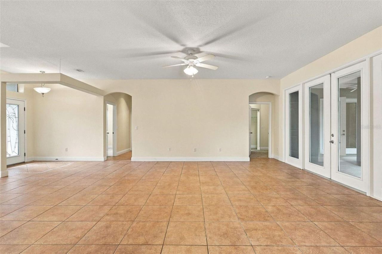 Photo 5 of 20: Living Room From Dinette area