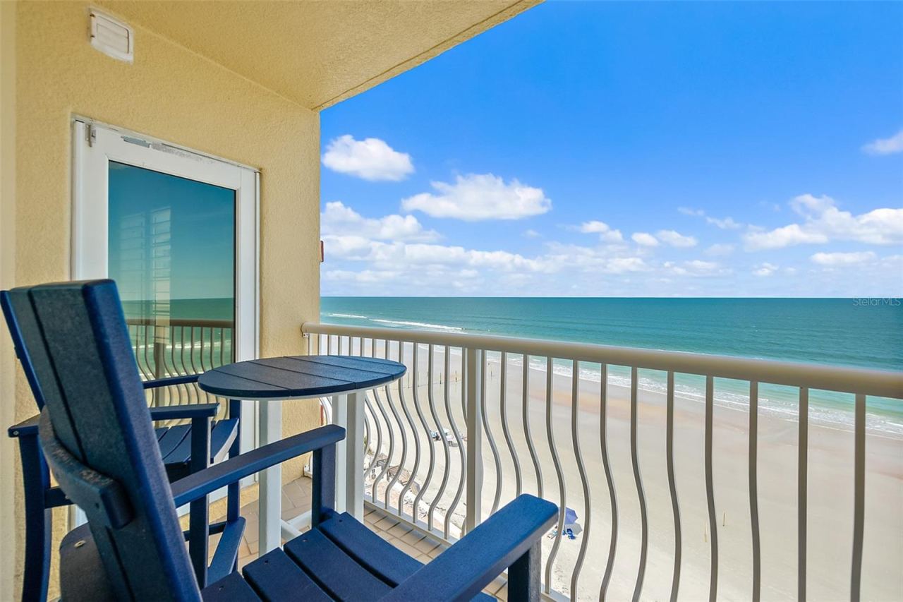 Photo 4 of 20: Oceanfront balcony