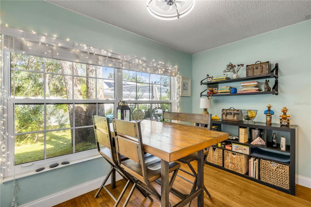 Photo 12 of 20