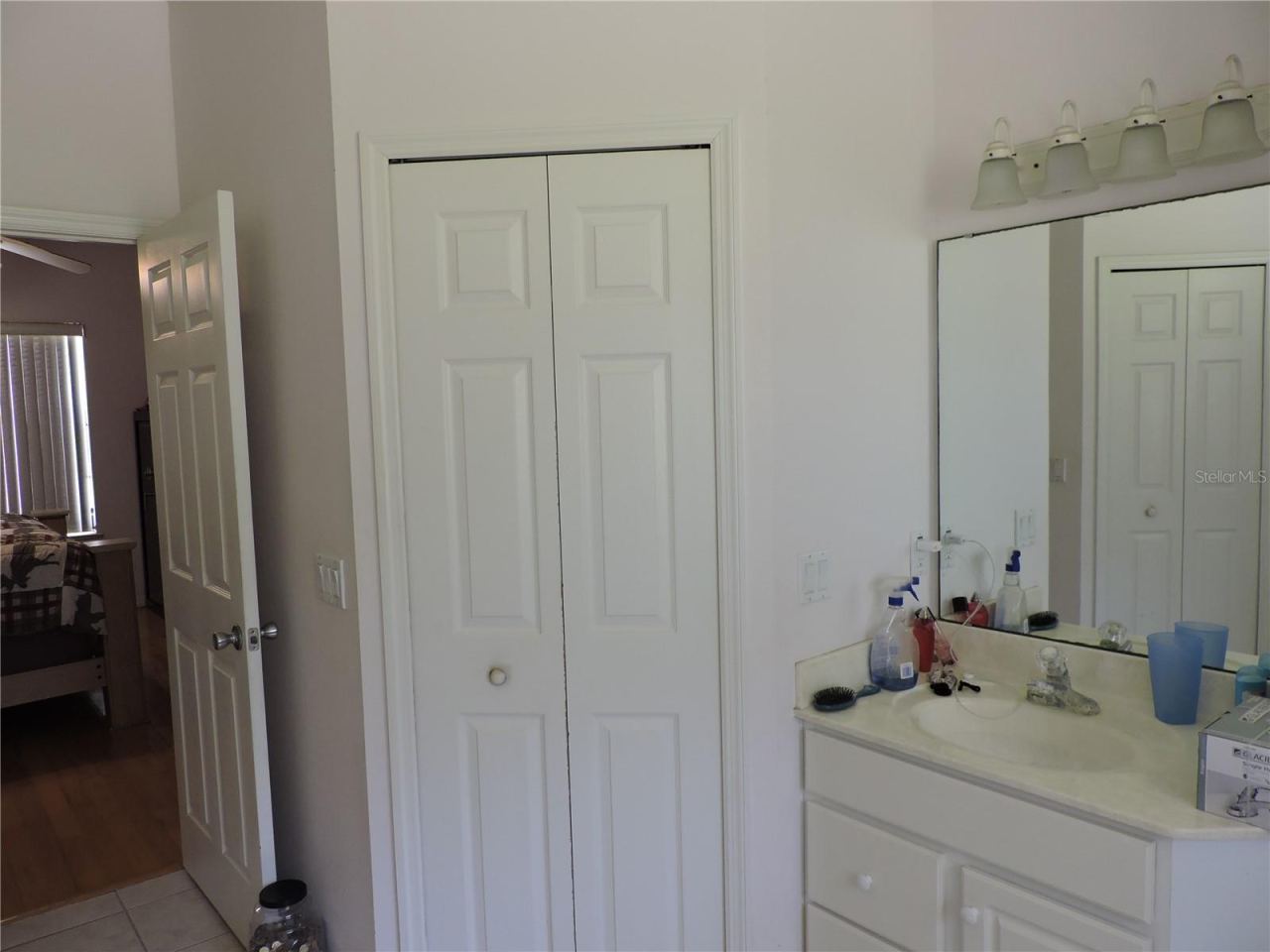 Photo 8 of 20: DUAL VANITIES, HIS & HER WALK IN CLOSETS
