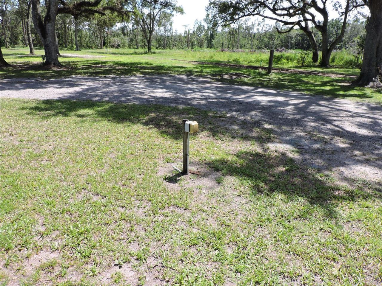 Photo 12 of 20: RV OUTLET