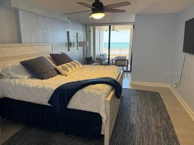 Photo 5 of 13: Master Bedroom