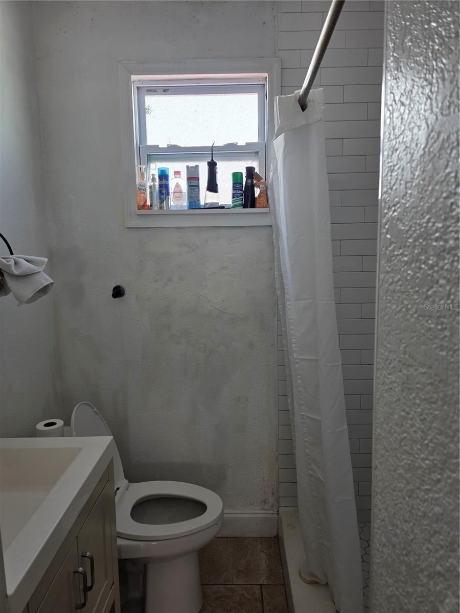 Photo 11 of 20