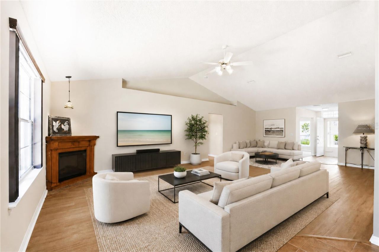 Photo 12 of 20: Virtually Staged Great Room