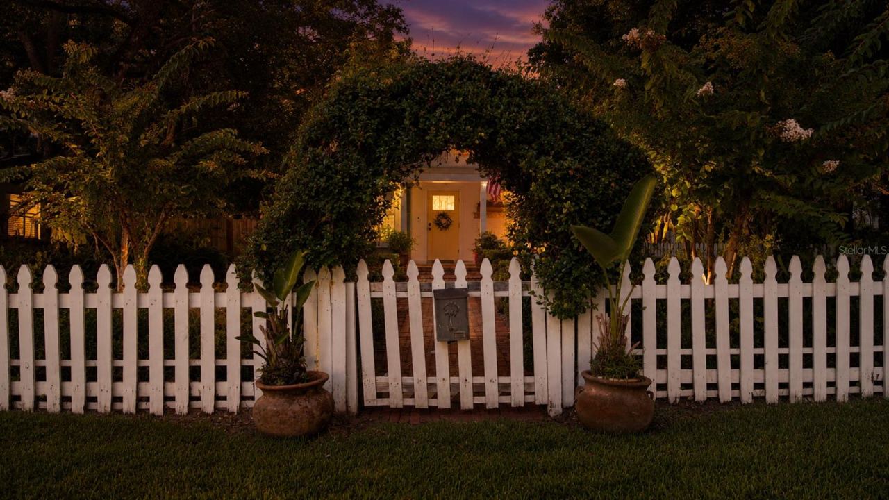 Photo 8 of 20: Old Florida charm.
