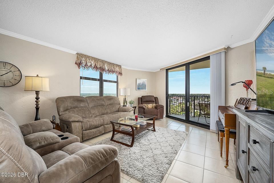 Photo 14 of 20