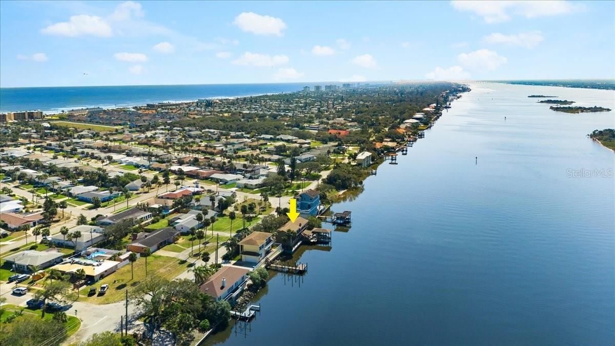 Photo 2 of 20: Direct Intracoastal and a short walk to the beach