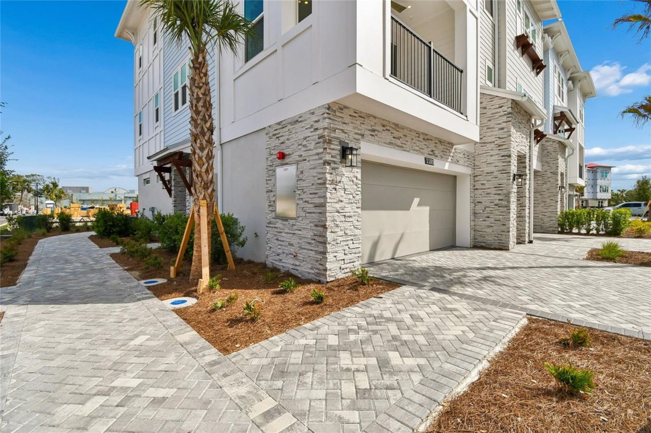Photo 2 of 20: Exterior of Driftwood plan