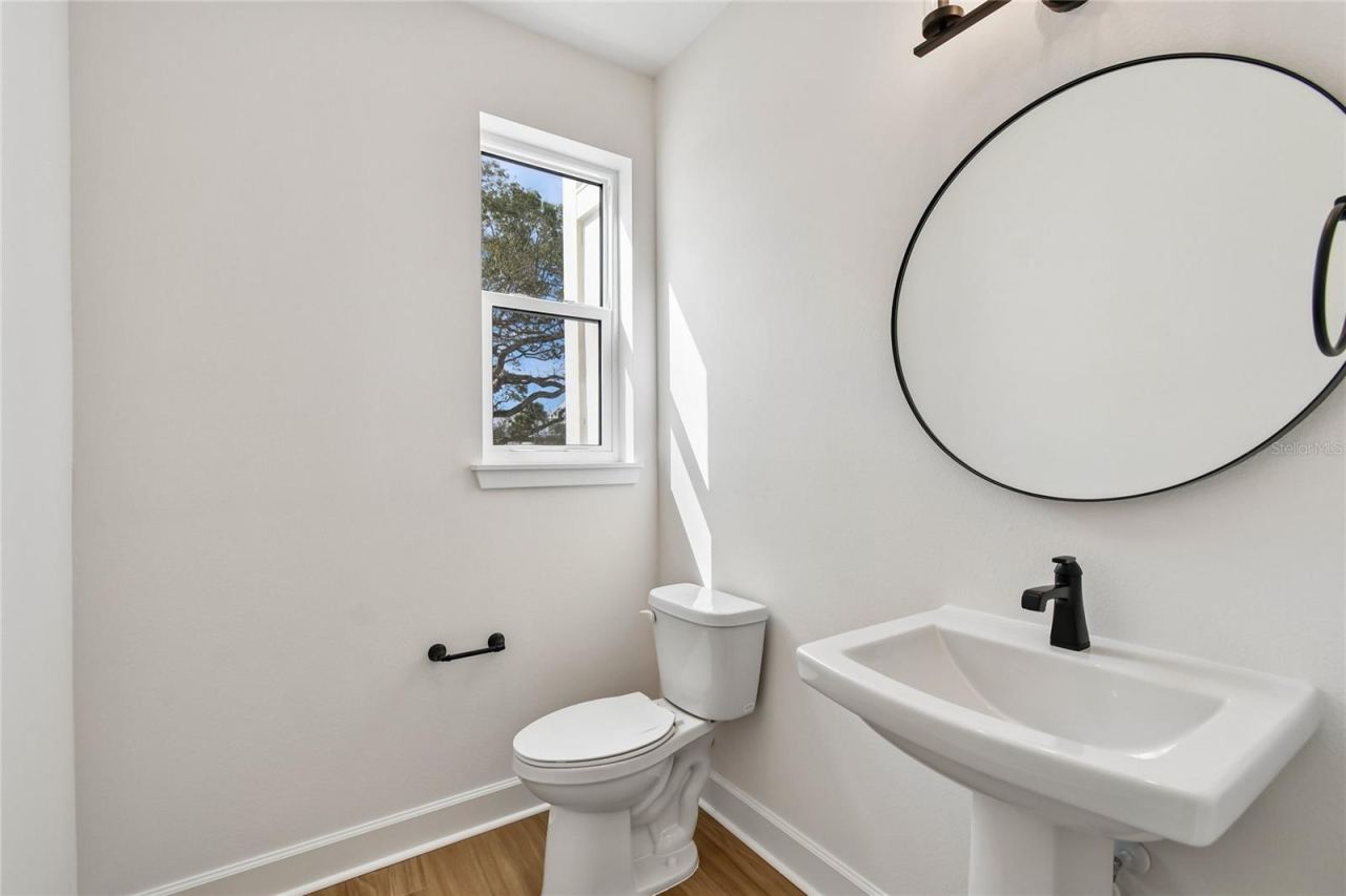 Photo 9 of 20: Powder room - 2nd floor