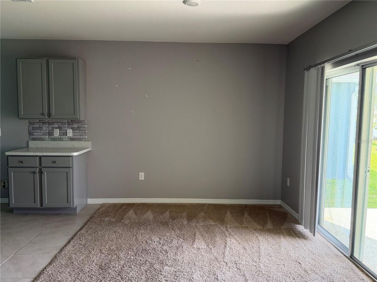 Photo 14 of 20: Dining Room