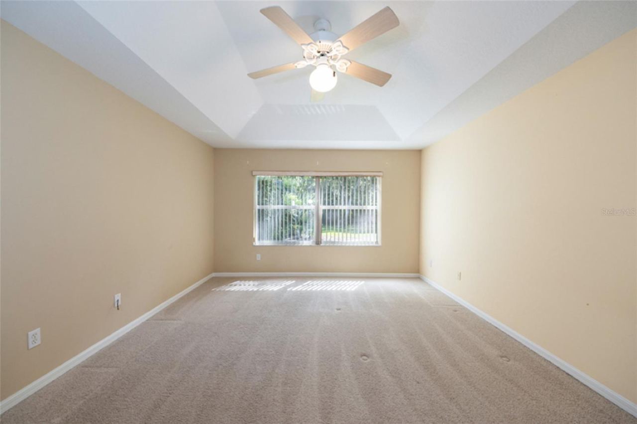 Photo 17 of 20: Primary bedroom