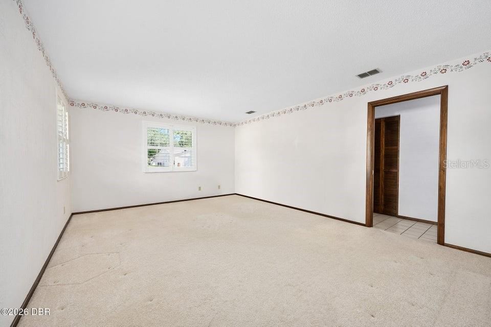 Photo 8 of 20