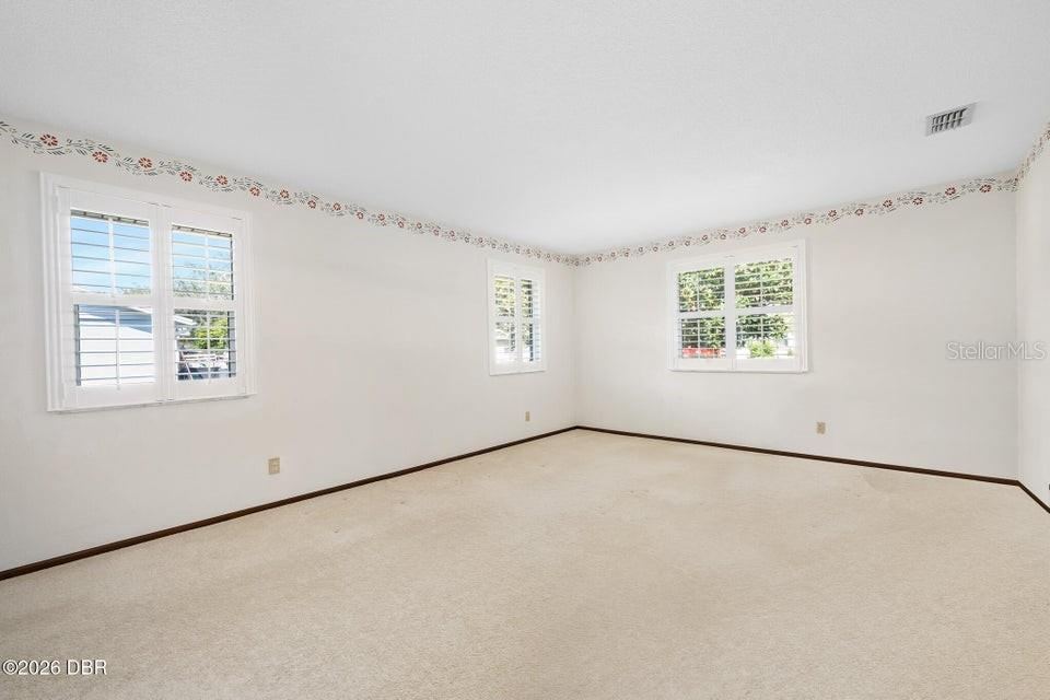 Photo 9 of 20