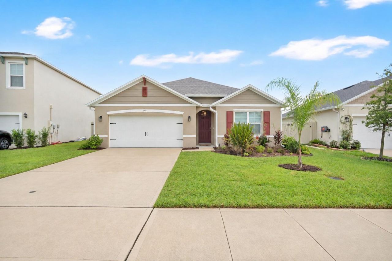 Photo 2 of 20: 1917 Deep Lake Circle, New Smyrna Beach, Oak Leaf Preserve