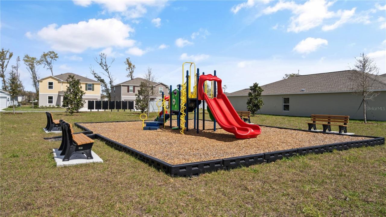 Photo 4 of 6: Amenities