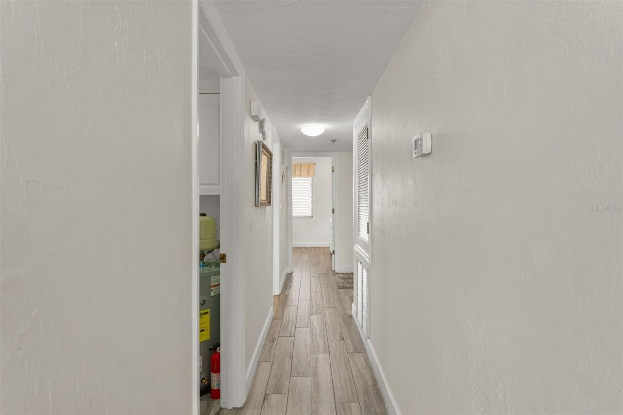 Photo 7 of 20