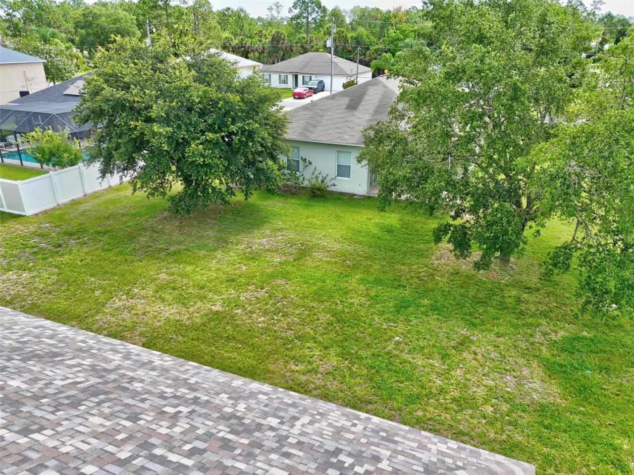 Photo 9 of 20